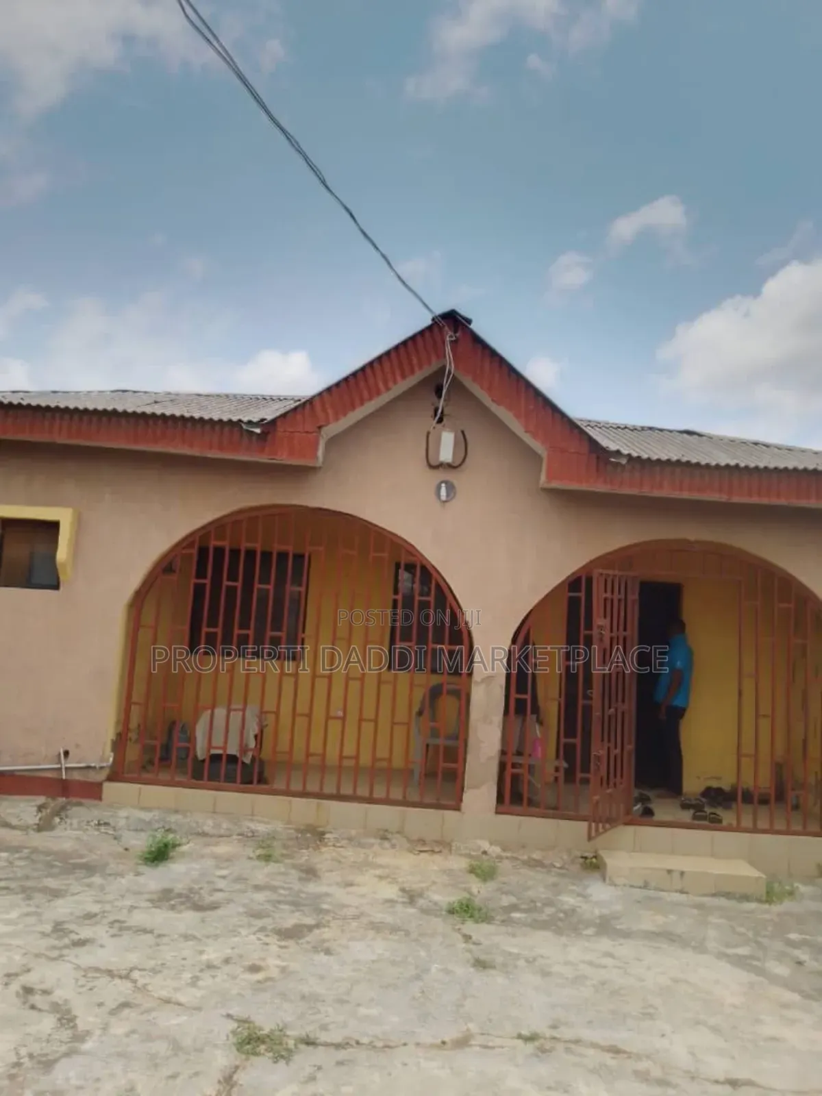3bdrm Bungalow in Ayobo for sale in Ayobo