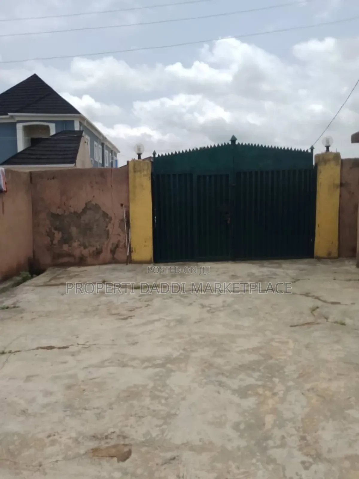 3bdrm Bungalow in Ayobo for sale in Ayobo
