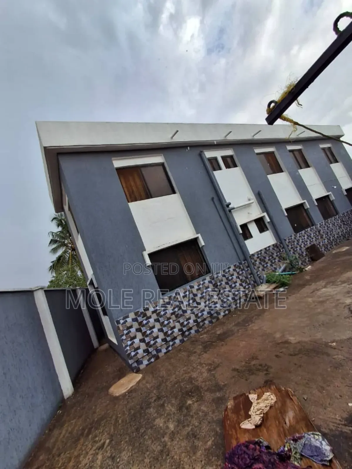 Luxery 21 Rooms Hotel 4 Sale Iguando Roi in Igando / Ikotun/Igando