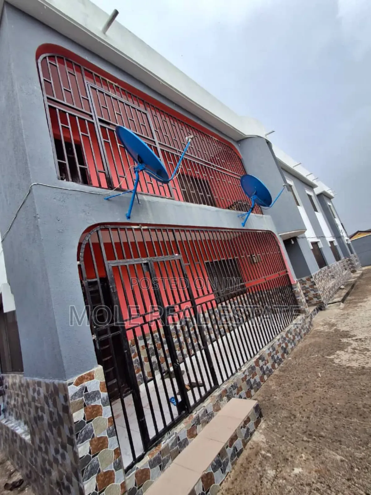 Luxery 21 Rooms Hotel 4 Sale Iguando Roi in Igando / Ikotun/Igando