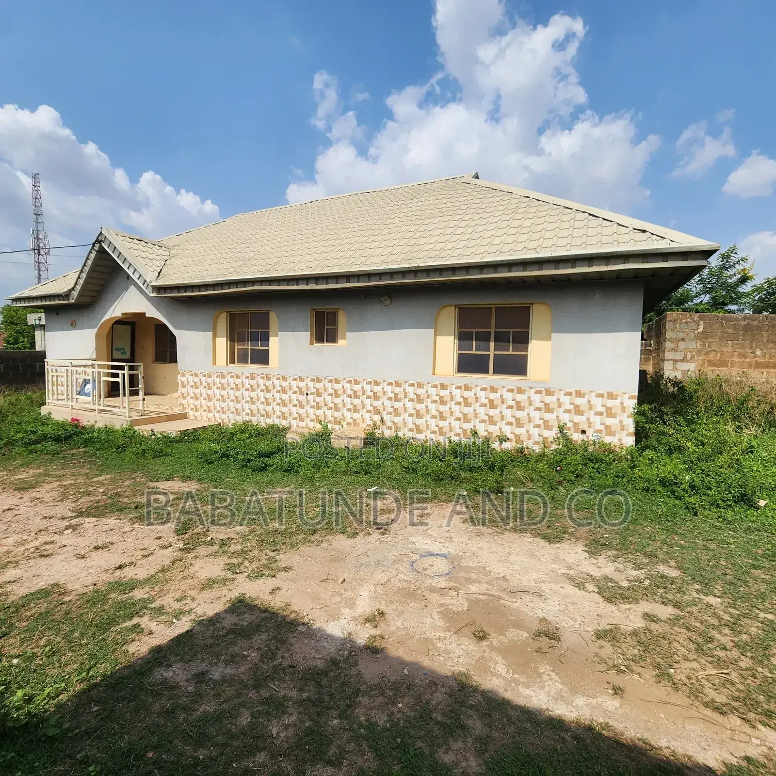 3bdrm Bungalow in Soka for sale in Soka