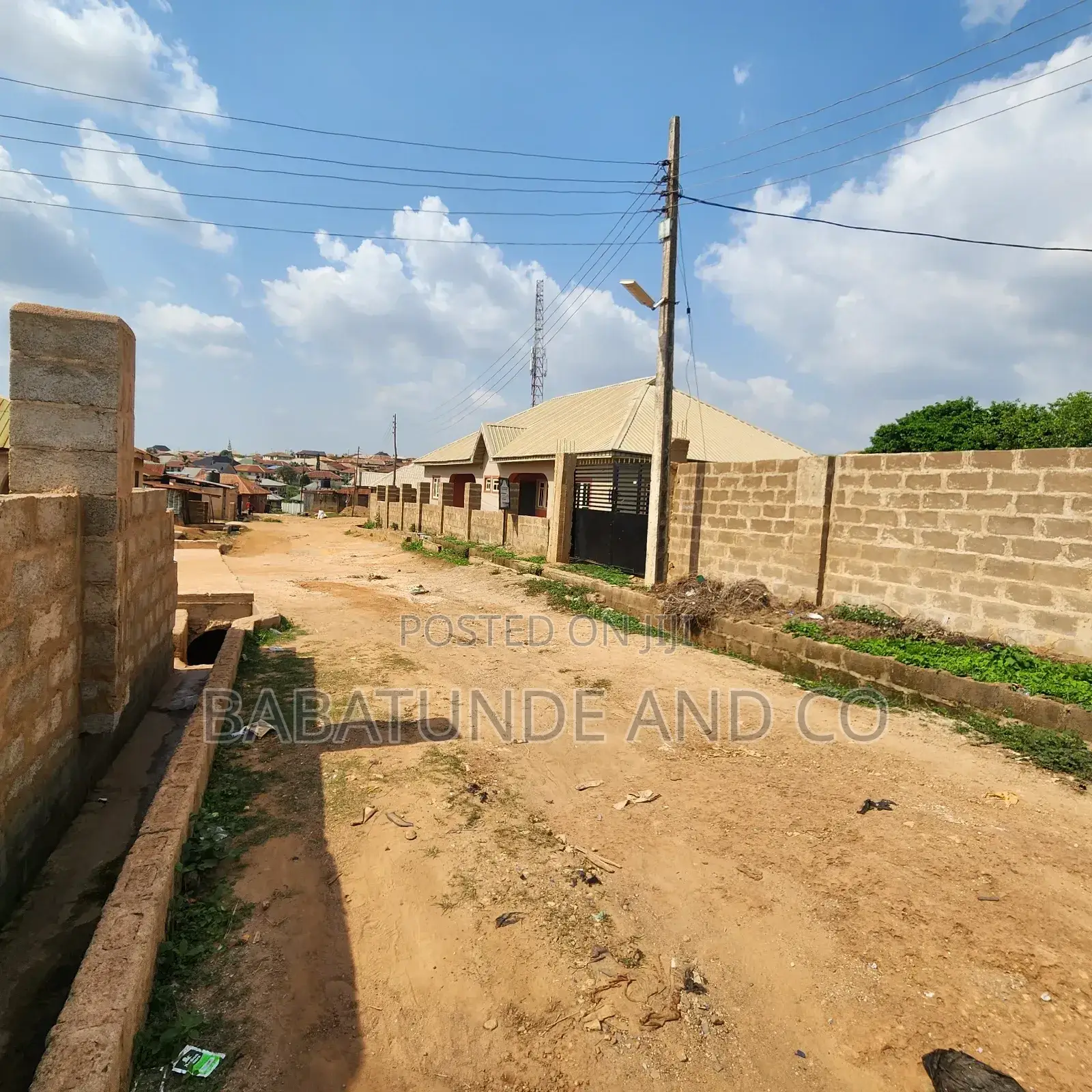 3bdrm Bungalow in Soka for sale in Soka