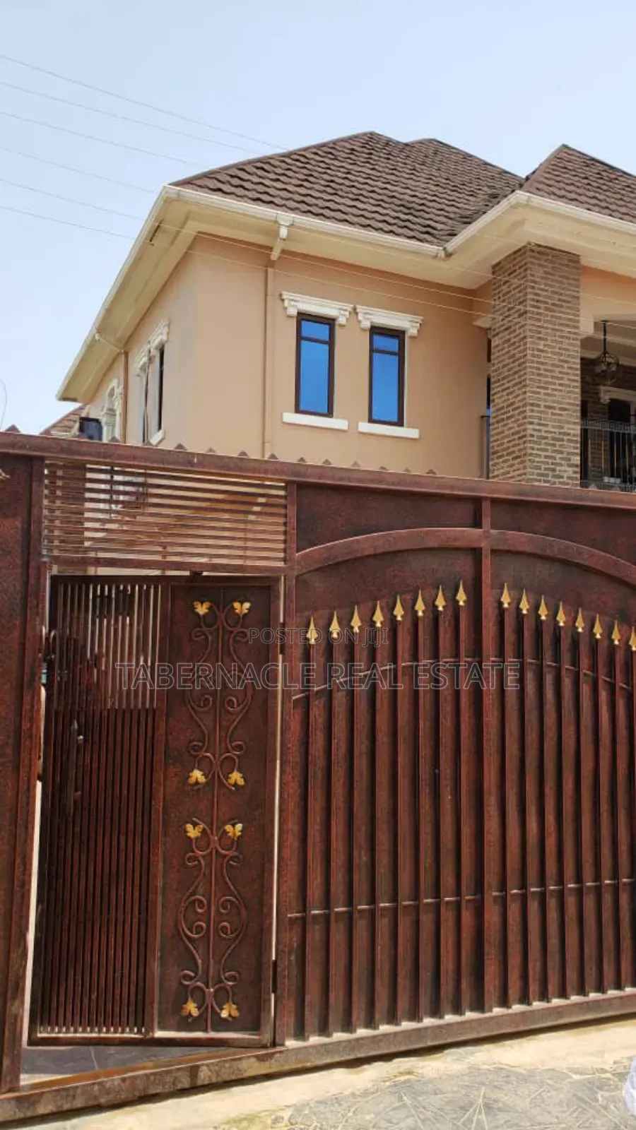 2bdrm Apartment in Greenleaf Estate, for rent in Ebute