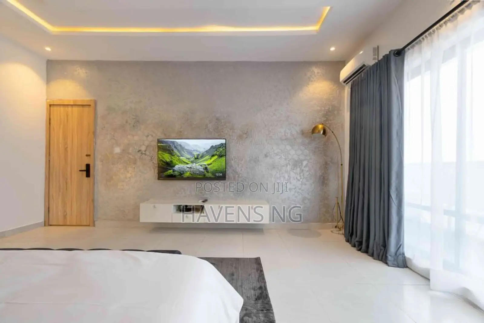 Beautiful and Luxurious 3-Bedroom Apartment With Sea View in Lekki Phase 1