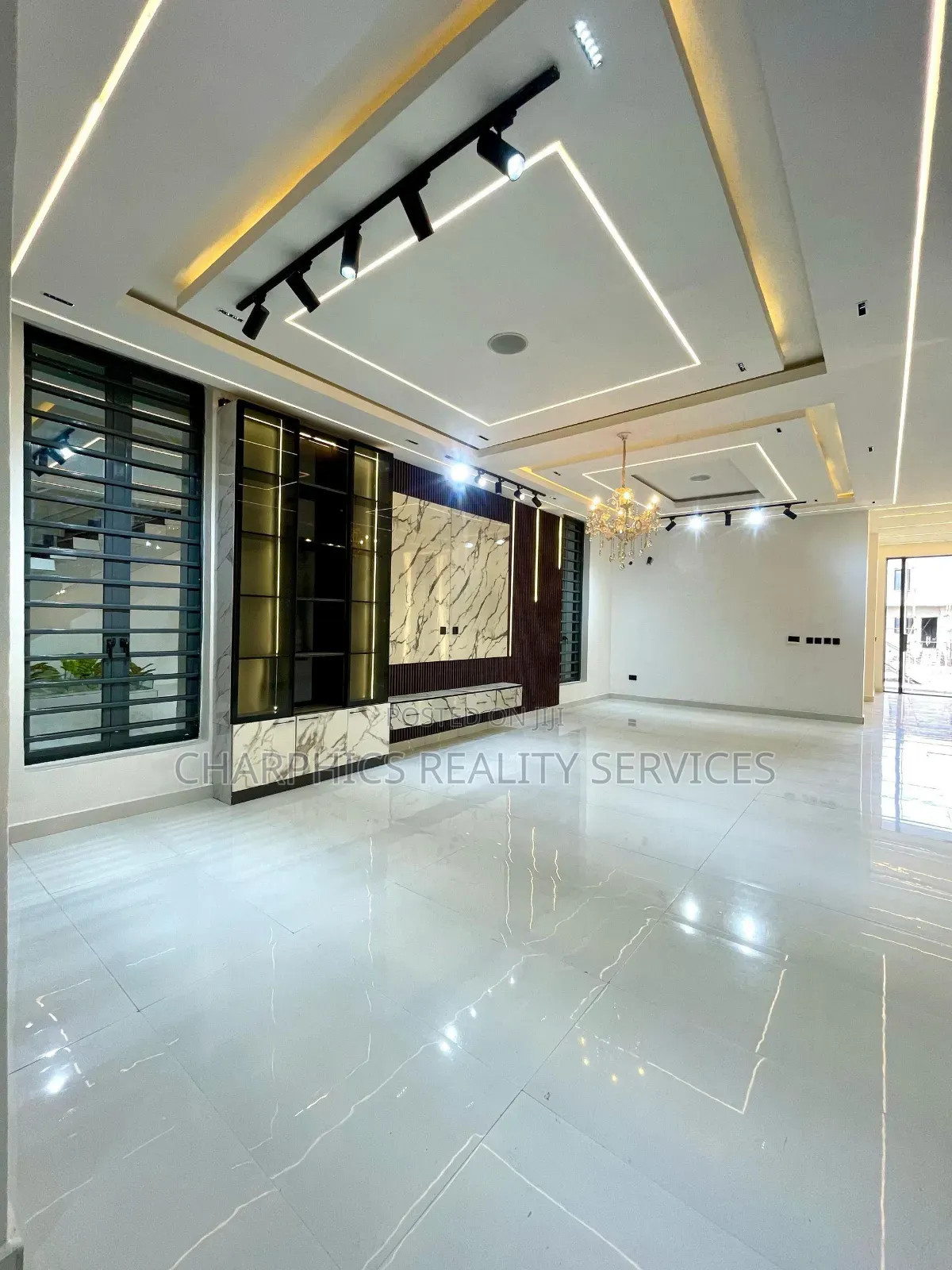 5bdrm Duplex in Ajah for sale in Ajah