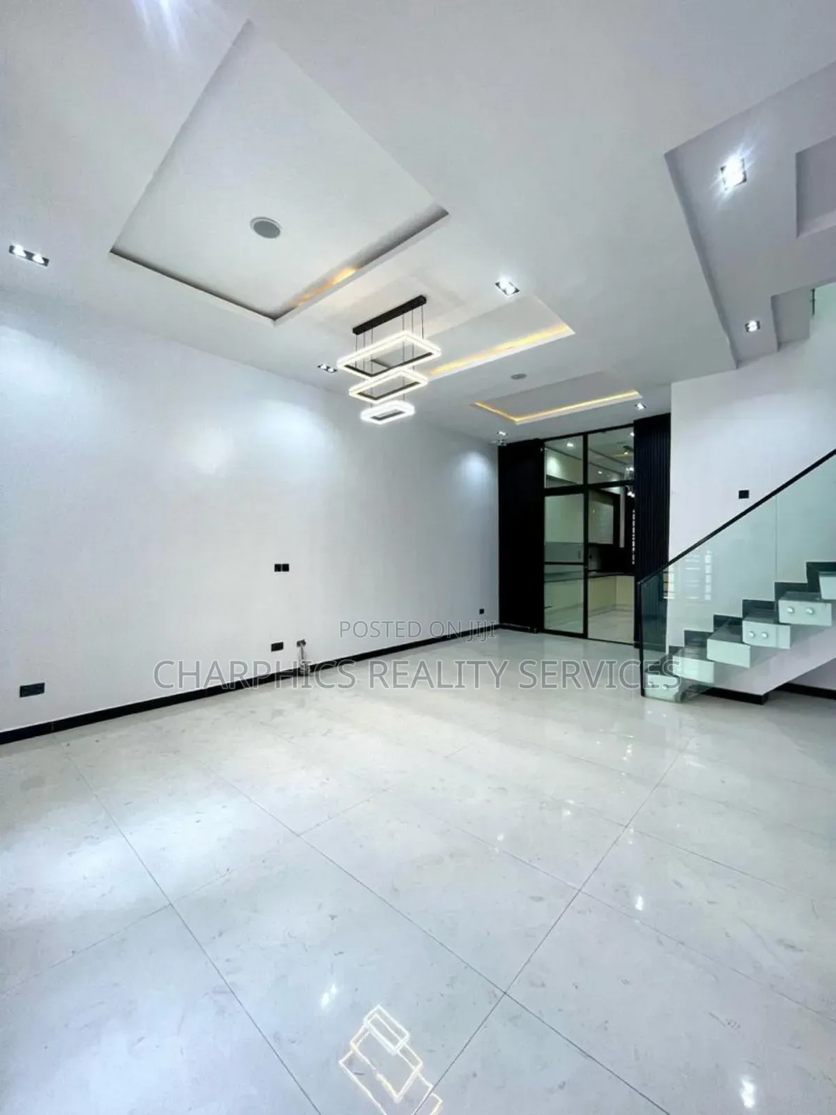 4bdrm Duplex in Ikate for sale in Ikate