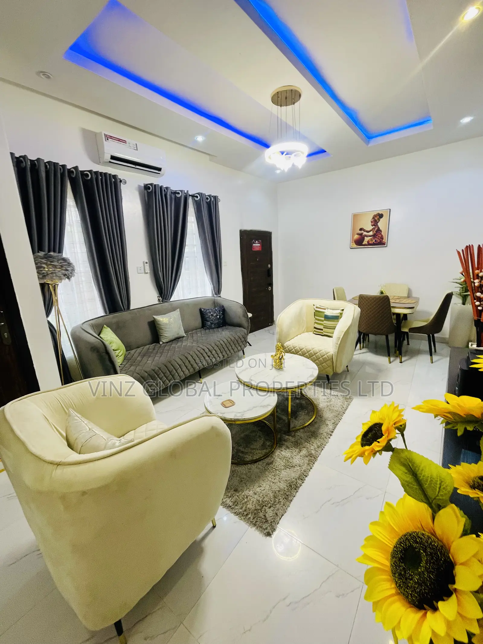 Stunning Luxury 3 Bedroom Apartment With Ps5,Solar Inverter in Ajah