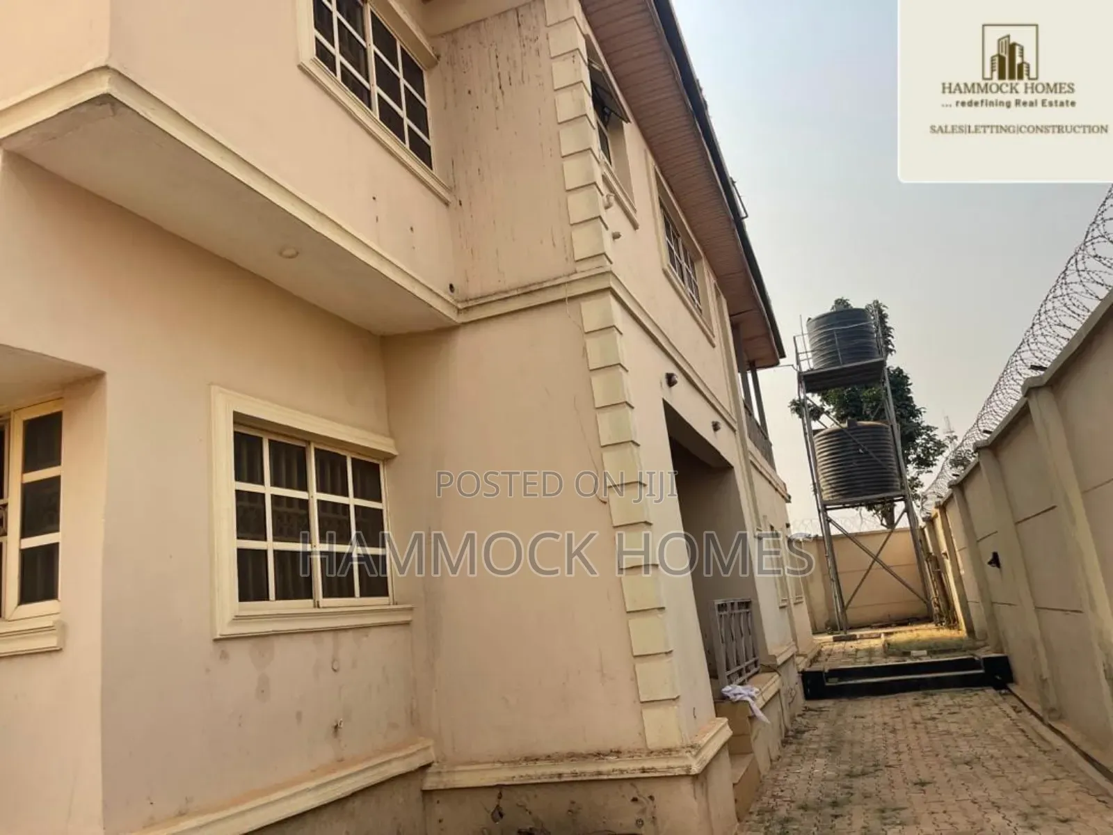 5bdrm Duplex in Akobo for sale in Akobo