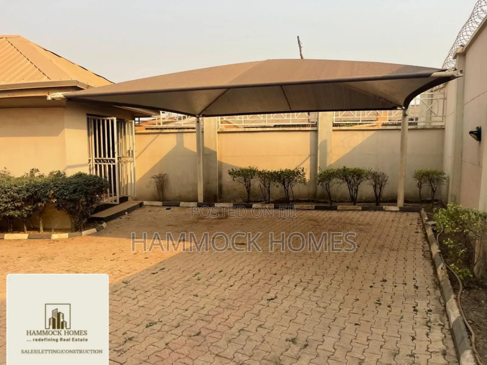 5bdrm Duplex in Akobo for sale in Akobo
