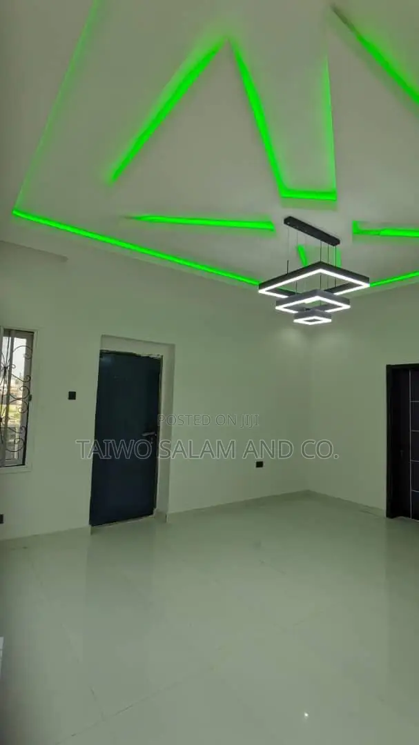 4bdrm Duplex in Bodija for sale in Bodija