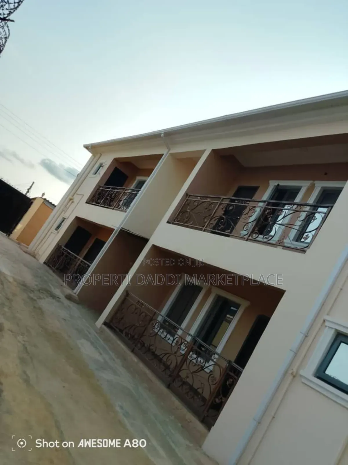 2bdrm Block of Flats in Ayobo for sale in Ayobo