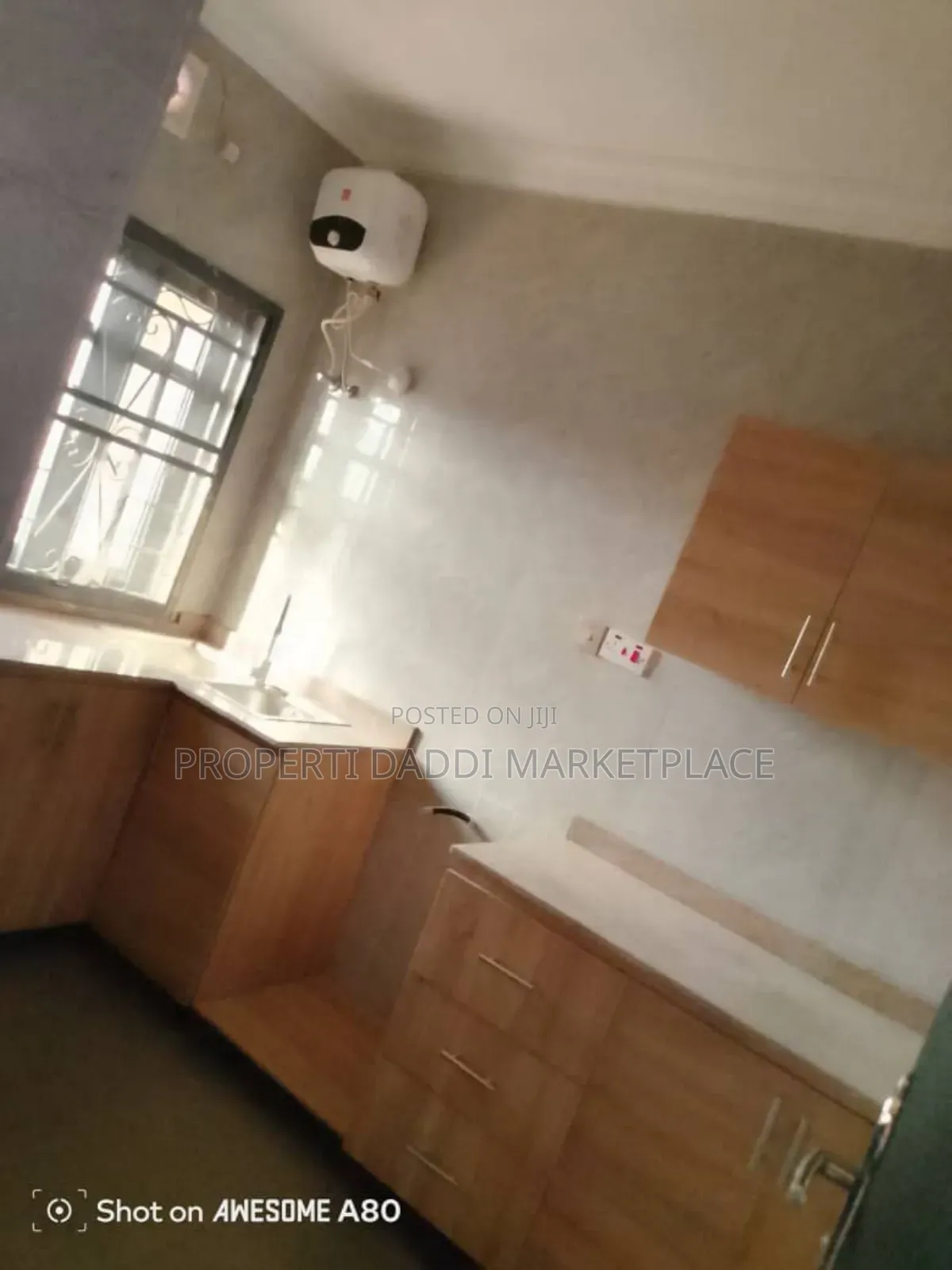 2bdrm Block of Flats in Ayobo for sale in Ayobo