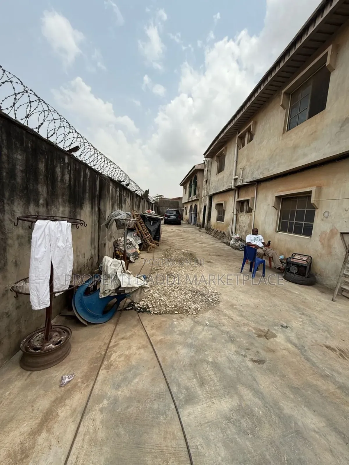Commercial Building for Sale:- Flats and Shops Facing the Rd in Ipaja Road