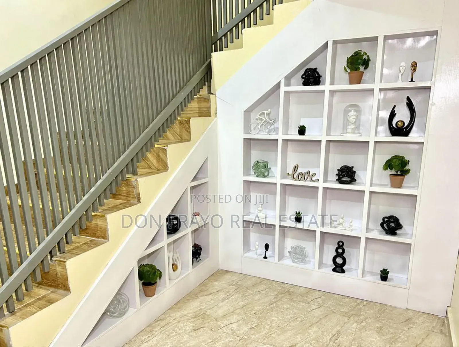 Furnished 4bdrm Duplex in S&T Estate, Jericho for sale in Jericho