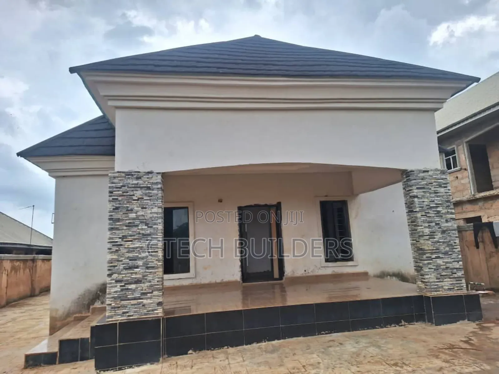 4bdrm Bungalow in Benin City for sale in Benin City