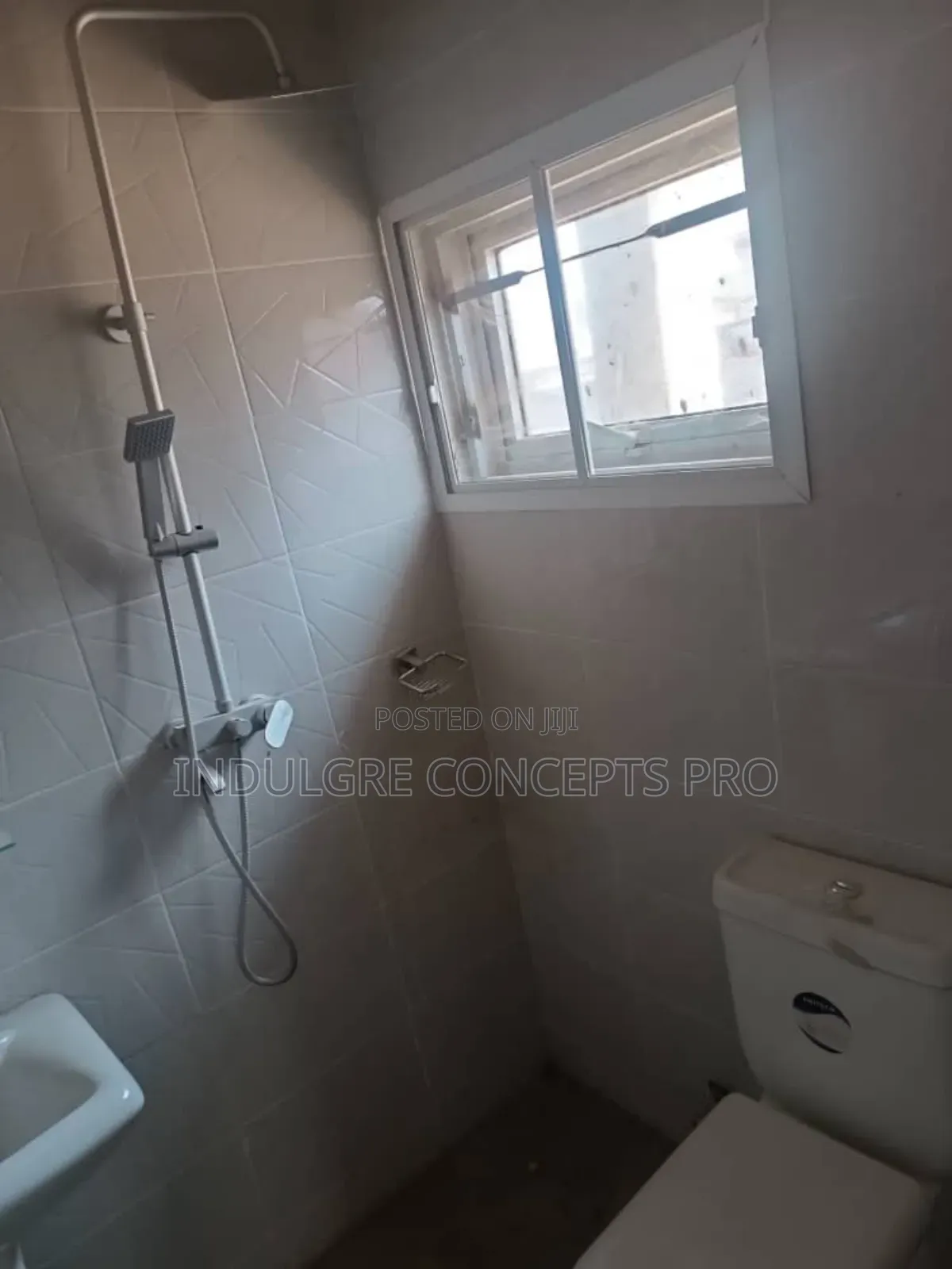 3bdrm Duplex in Leisure Court Estste, Lugbe District for rent in Lugbe District