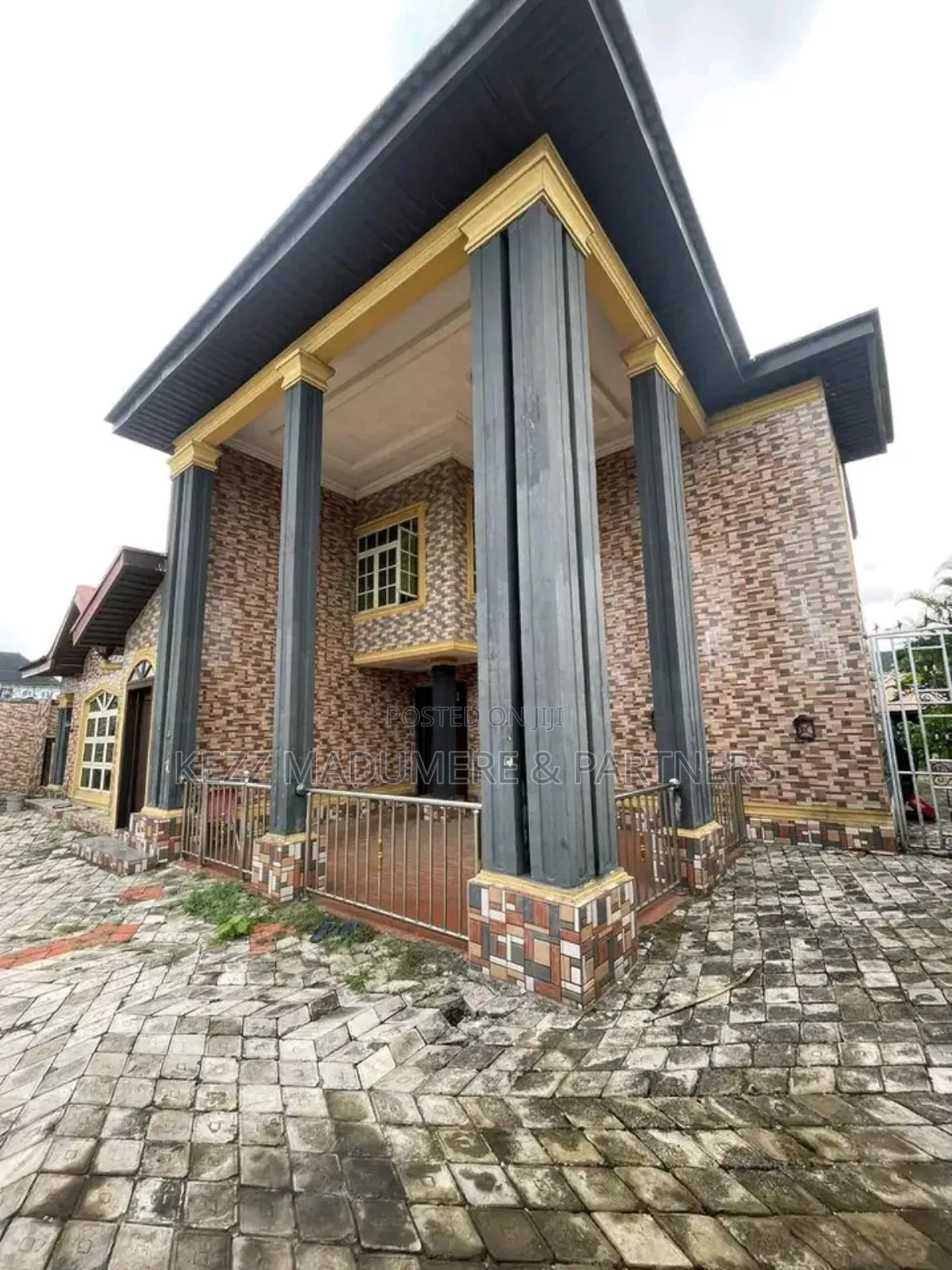 7bdrm Duplex in Rumuaghulu Port for sale in Port-Harcourt