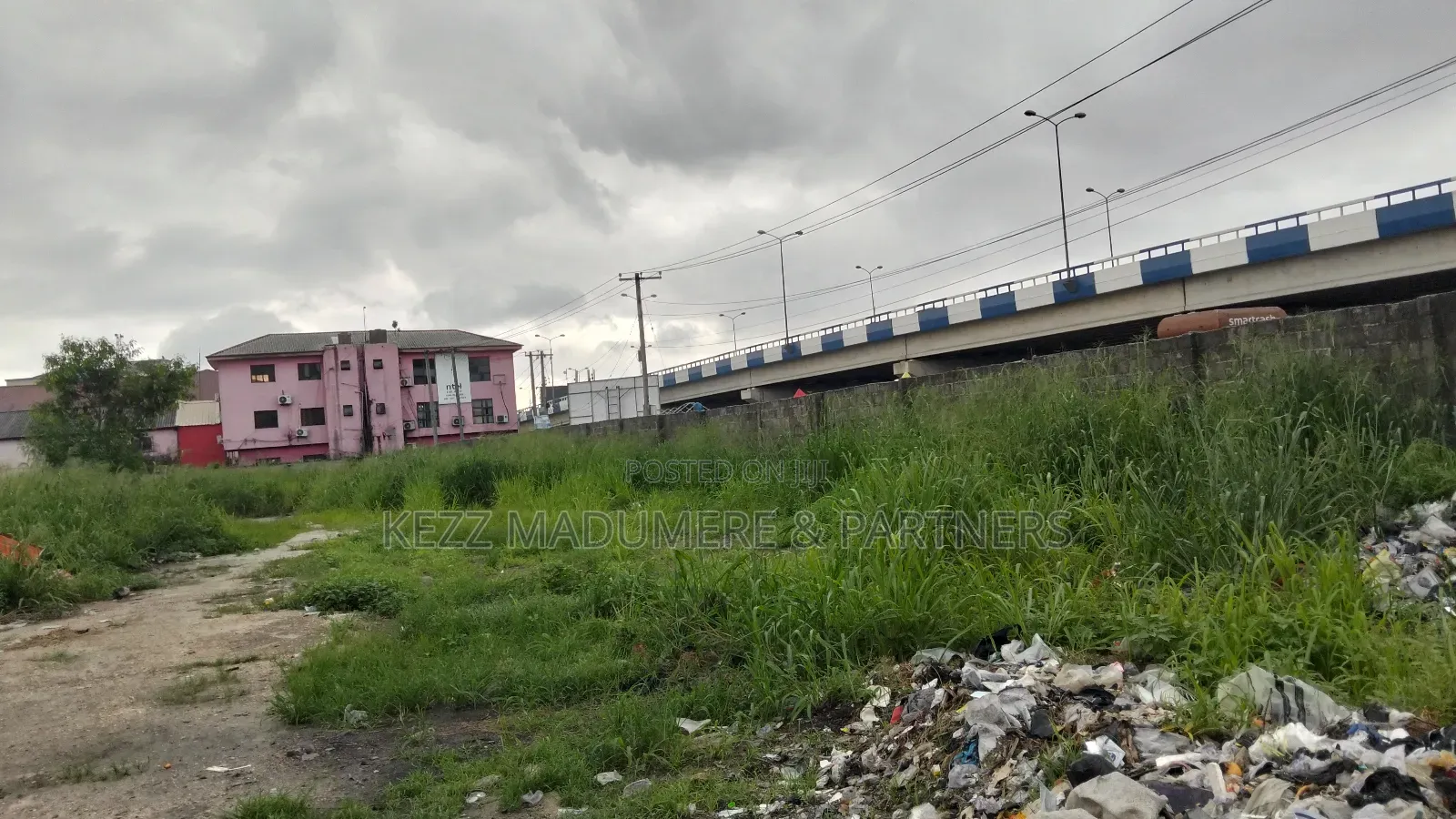For Sale : 10 Plots at Garrison Junction , Aba Road , Ph in Port-Harcourt
