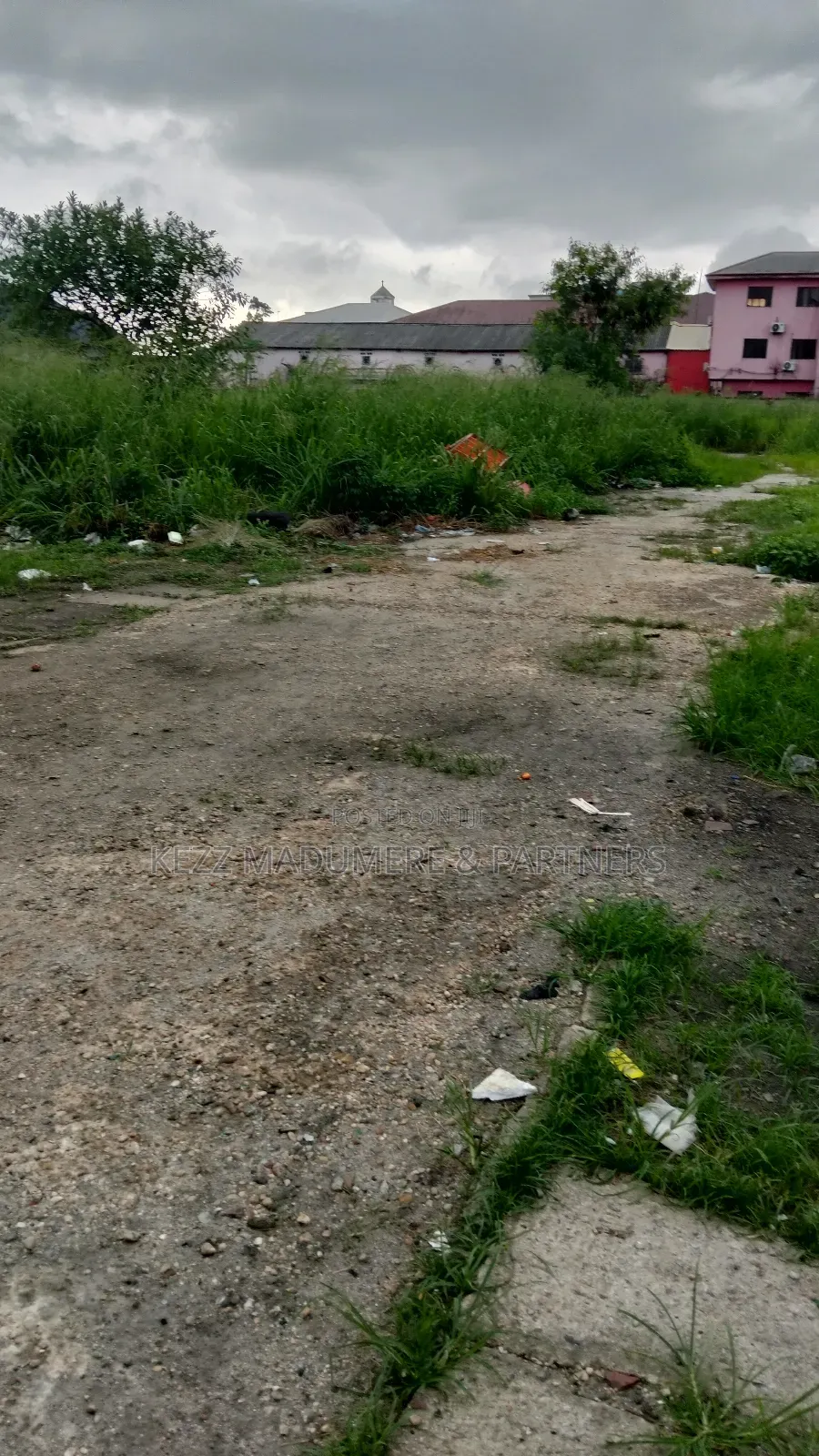 For Sale : 10 Plots at Garrison Junction , Aba Road , Ph in Port-Harcourt