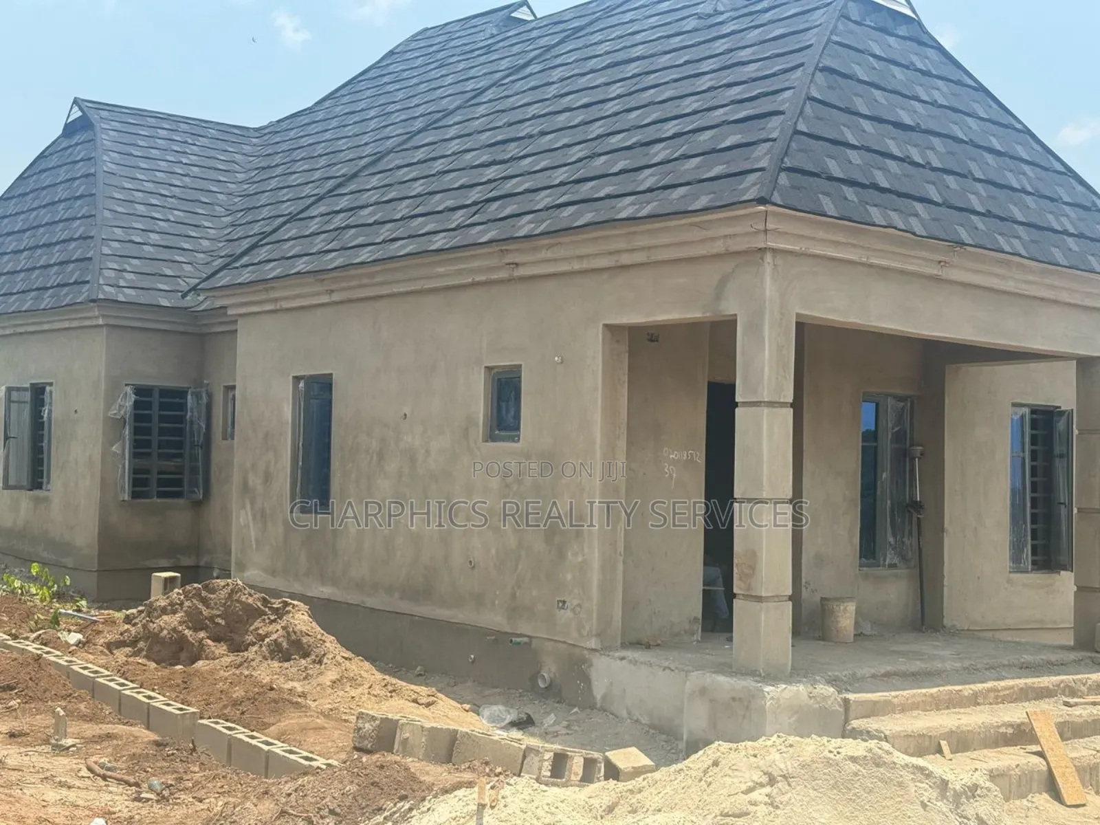 3bdrm Bungalow in Epe for sale in Epe