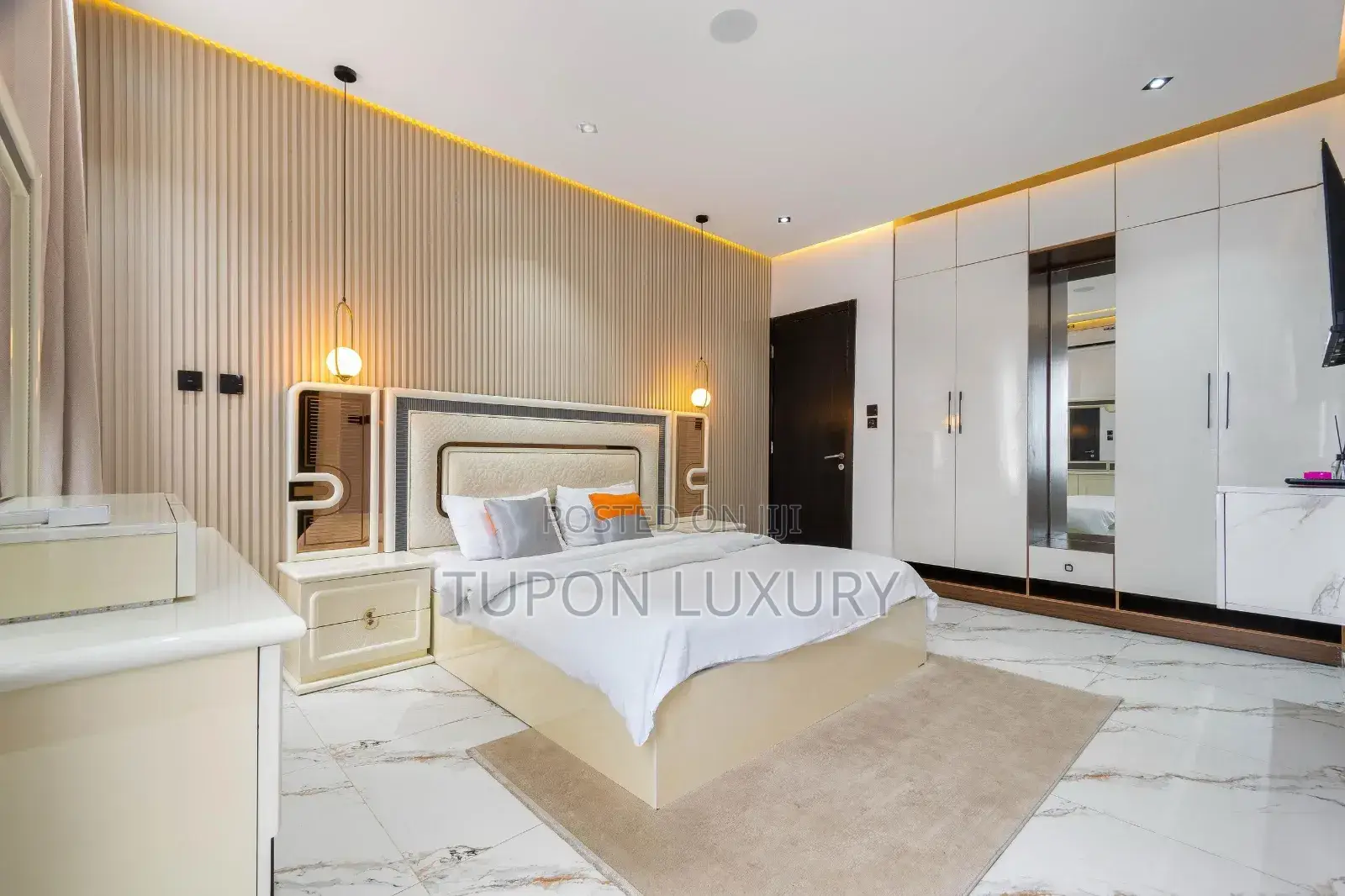 Luxury 2bedroom With Pool, Gym, Snooker Ps5 in Lekki