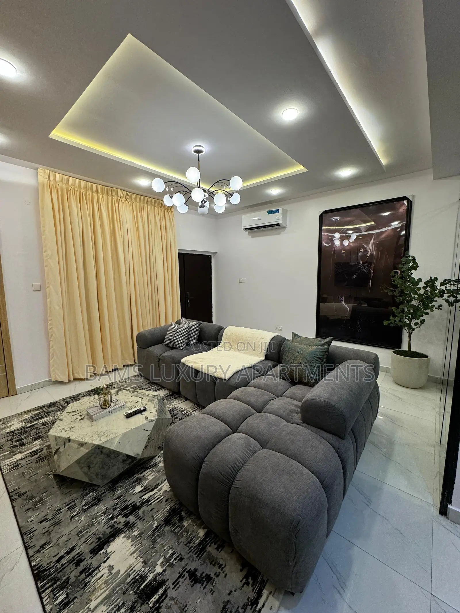 Beautiful 2 Bedroom Apartment With a Private Cinema and Ps5 in Lekki Phase 1
