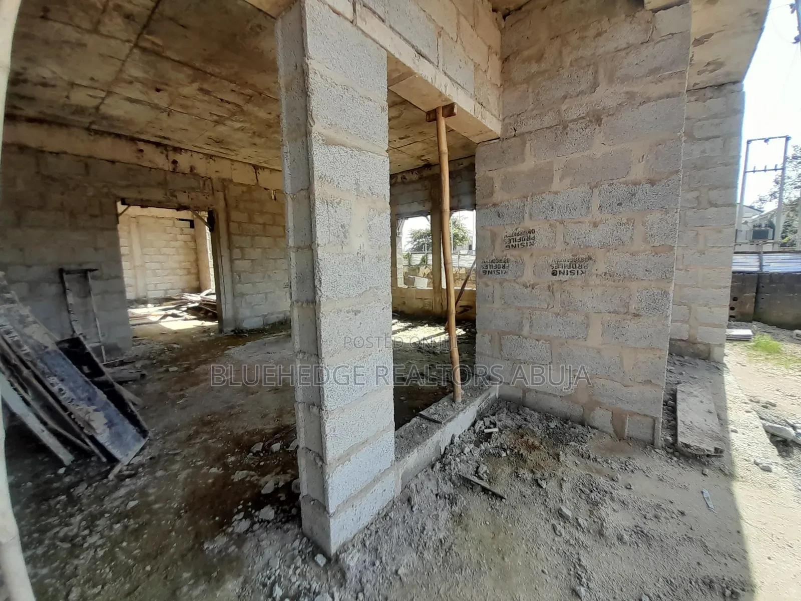 4bdrm Townhouse/Terrace In Kaura For Sale in Kaura