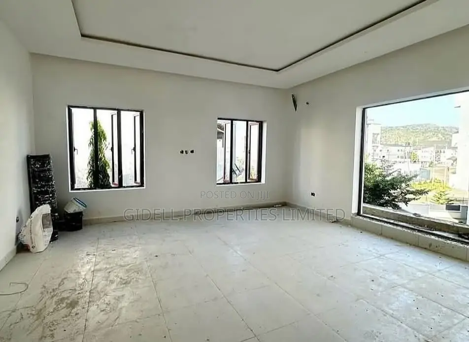 6bdrm Duplex in Jahi for sale in Jahi