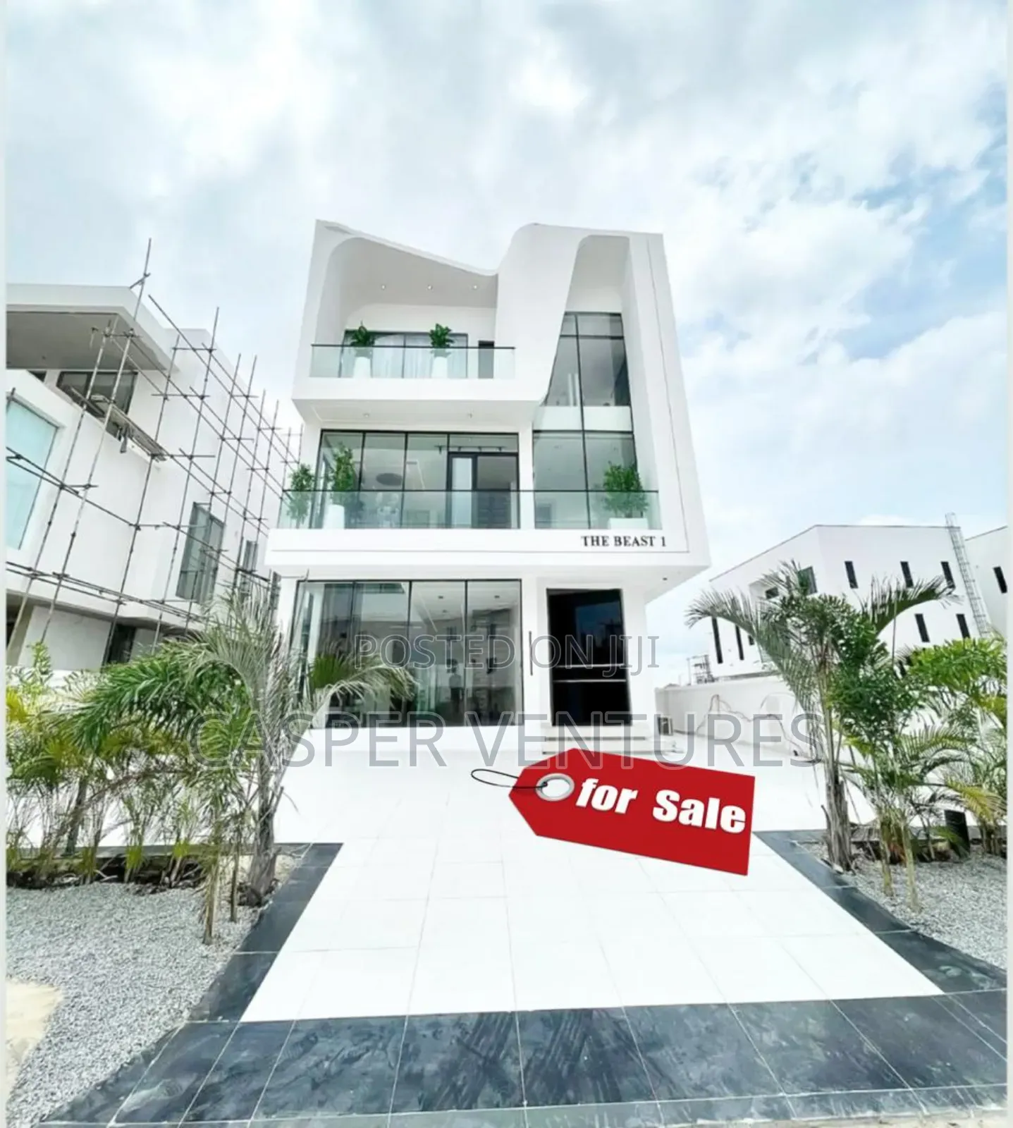5bdrm Duplex in Oyeako, Lekki Phase 1 for sale in Lekki Phase 1