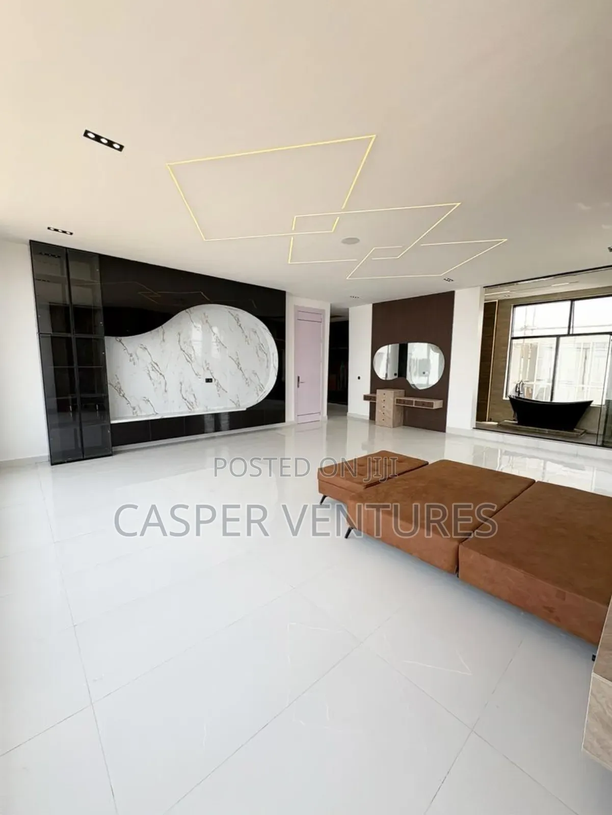 5bdrm Duplex in Oyeako, Lekki Phase 1 for sale in Lekki Phase 1