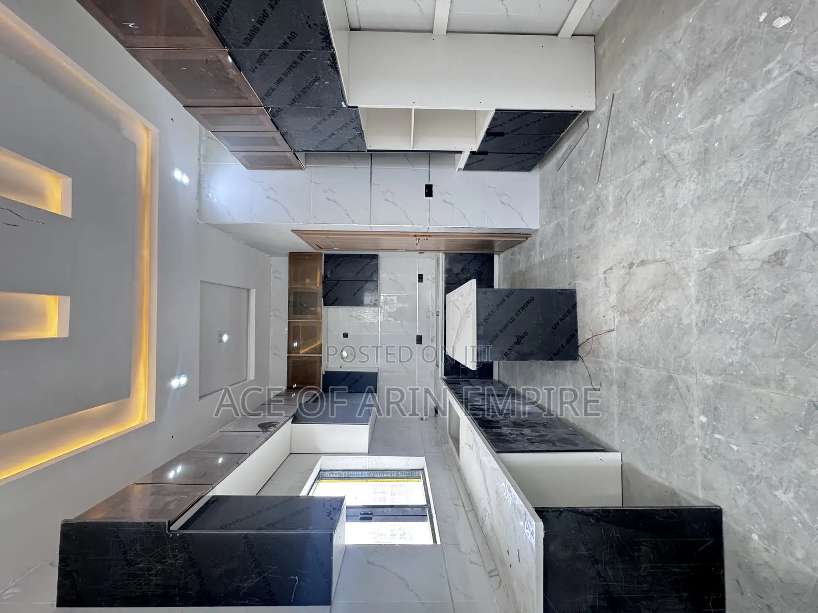 4bdrm Duplex in Chevron for sale in Chevron