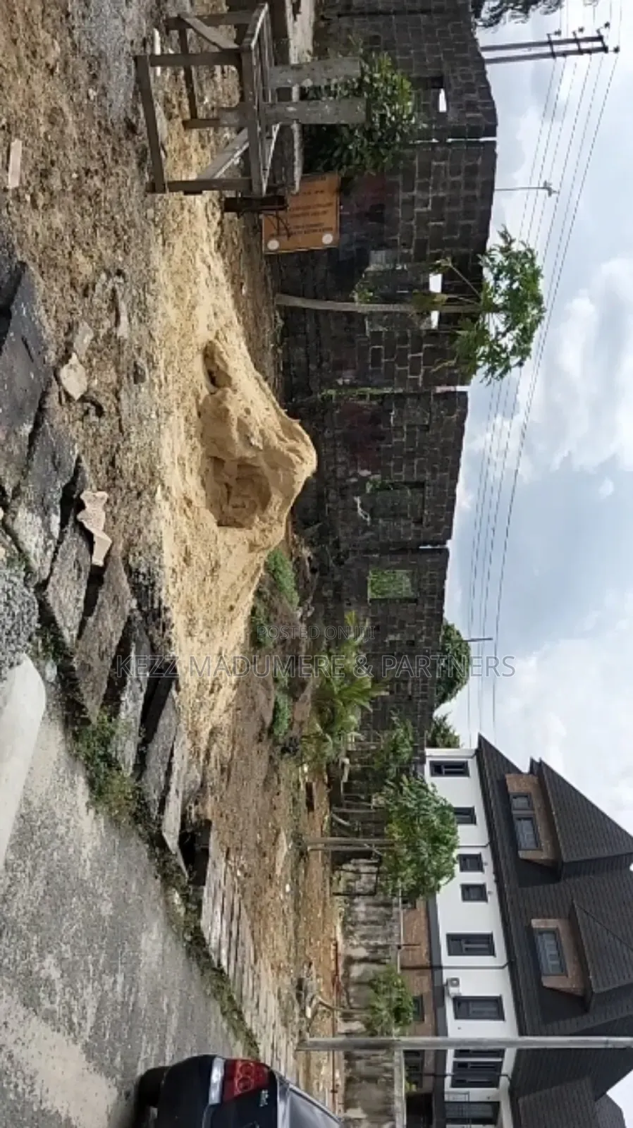 For Sale:600 SQMTS With Demolishable Structure at Nafbase Ph in Port-Harcourt