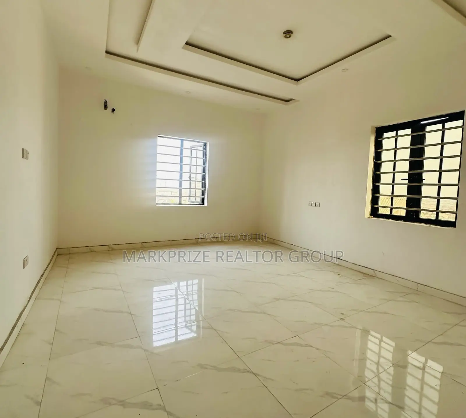 5bdrm Duplex in Magodo Gra Phase 2 for sale in Magodo