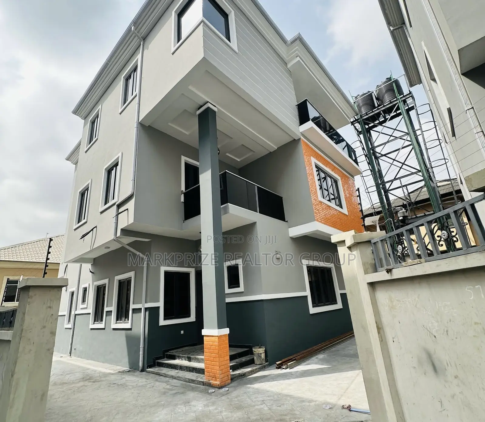 5bdrm Duplex in Magodo Gra Phase 2 for sale in Magodo