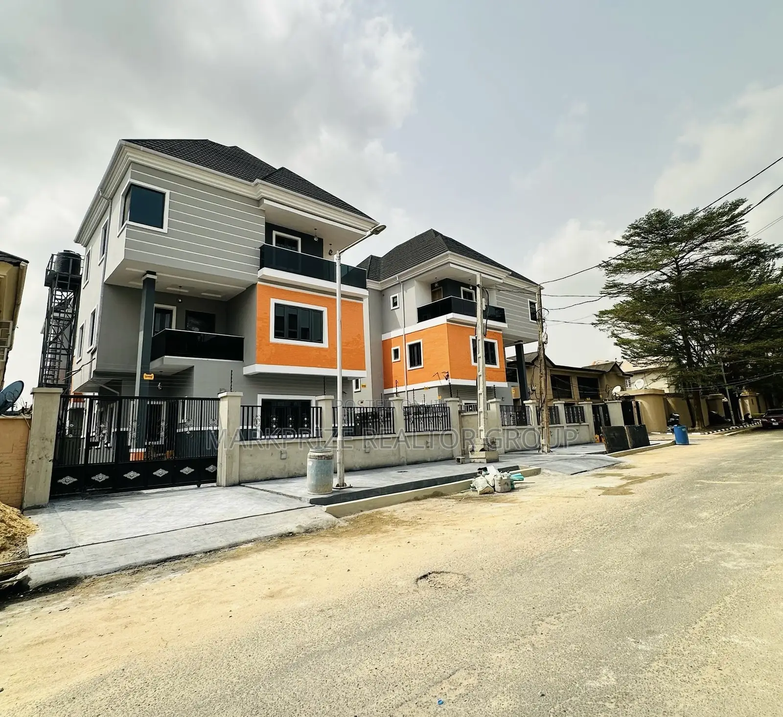 5bdrm Duplex in Magodo Gra Phase 2 for sale in Magodo