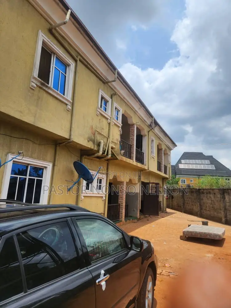 3bdrm Block of Flats in Aba Father, Owerri for sale in Owerri