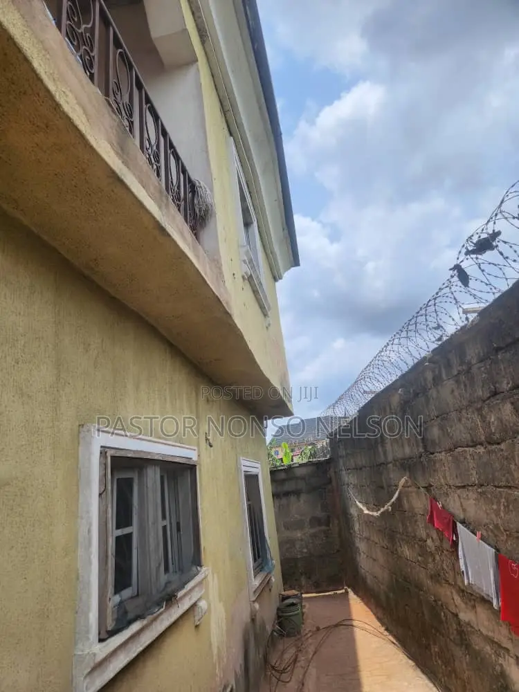 3bdrm Block of Flats in Aba Father, Owerri for sale in Owerri