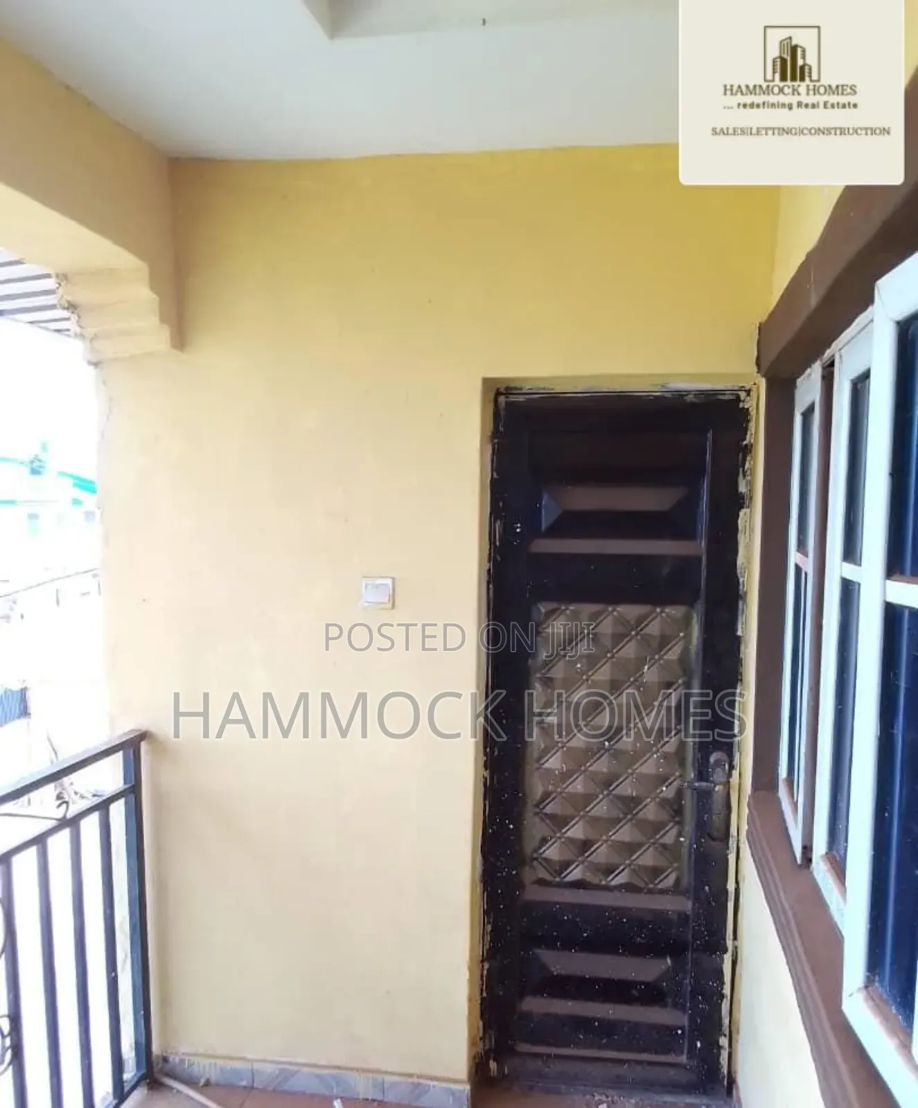 12bdrm Block of Flats in Ibadan for sale in Ibadan