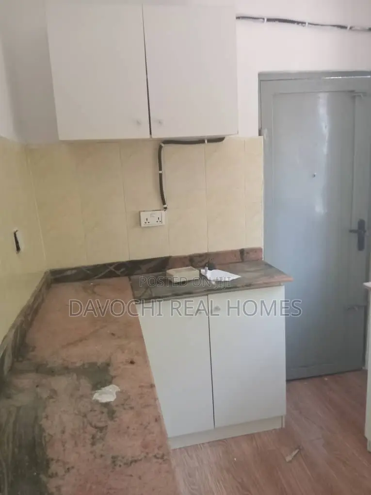2bdrm Apartment in Lekki Right for rent in Lekki Phase 1
