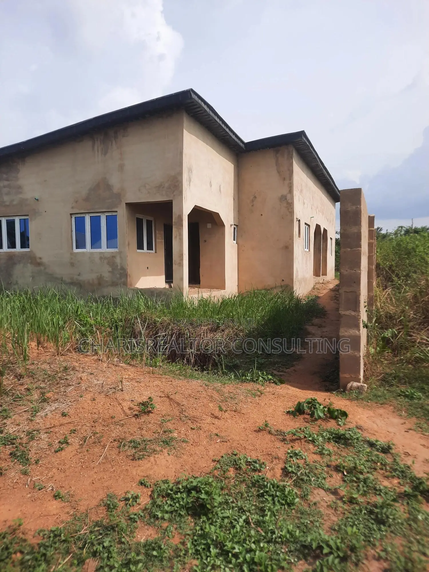 4bdrm Bungalow in Harmony, Ojoo for sale in Ojoo
