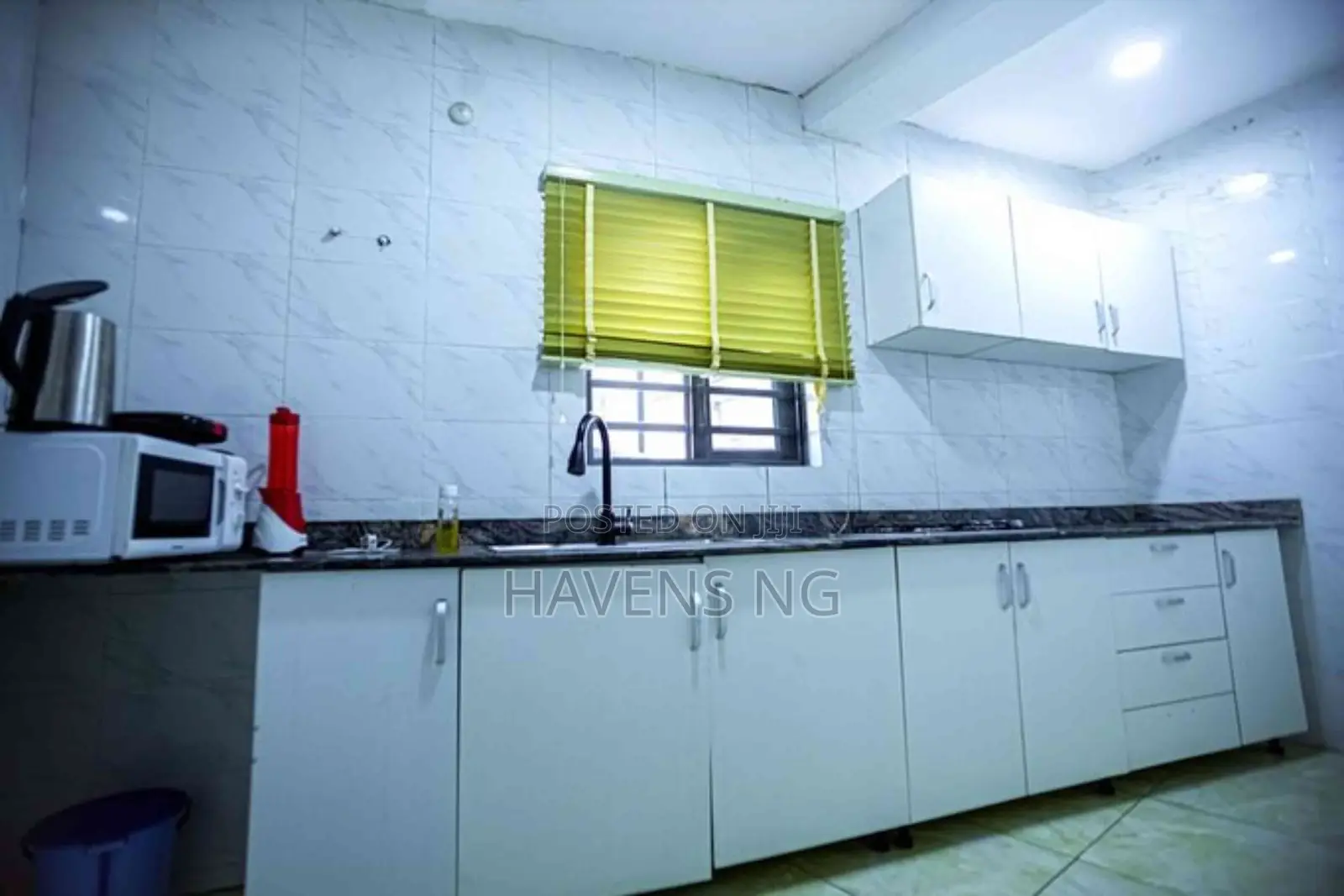 Stunning 2-Bedroom Luxury Apartment in Gbagada in Phase 1 / Gbagada