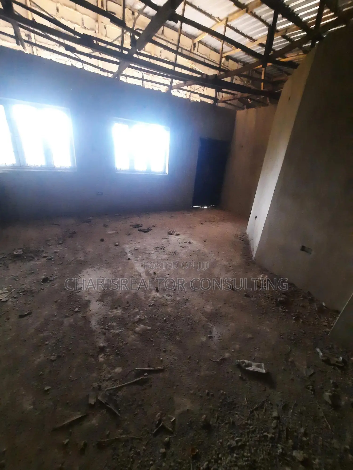 4bdrm Bungalow in Harmony, Ojoo for sale in Ojoo