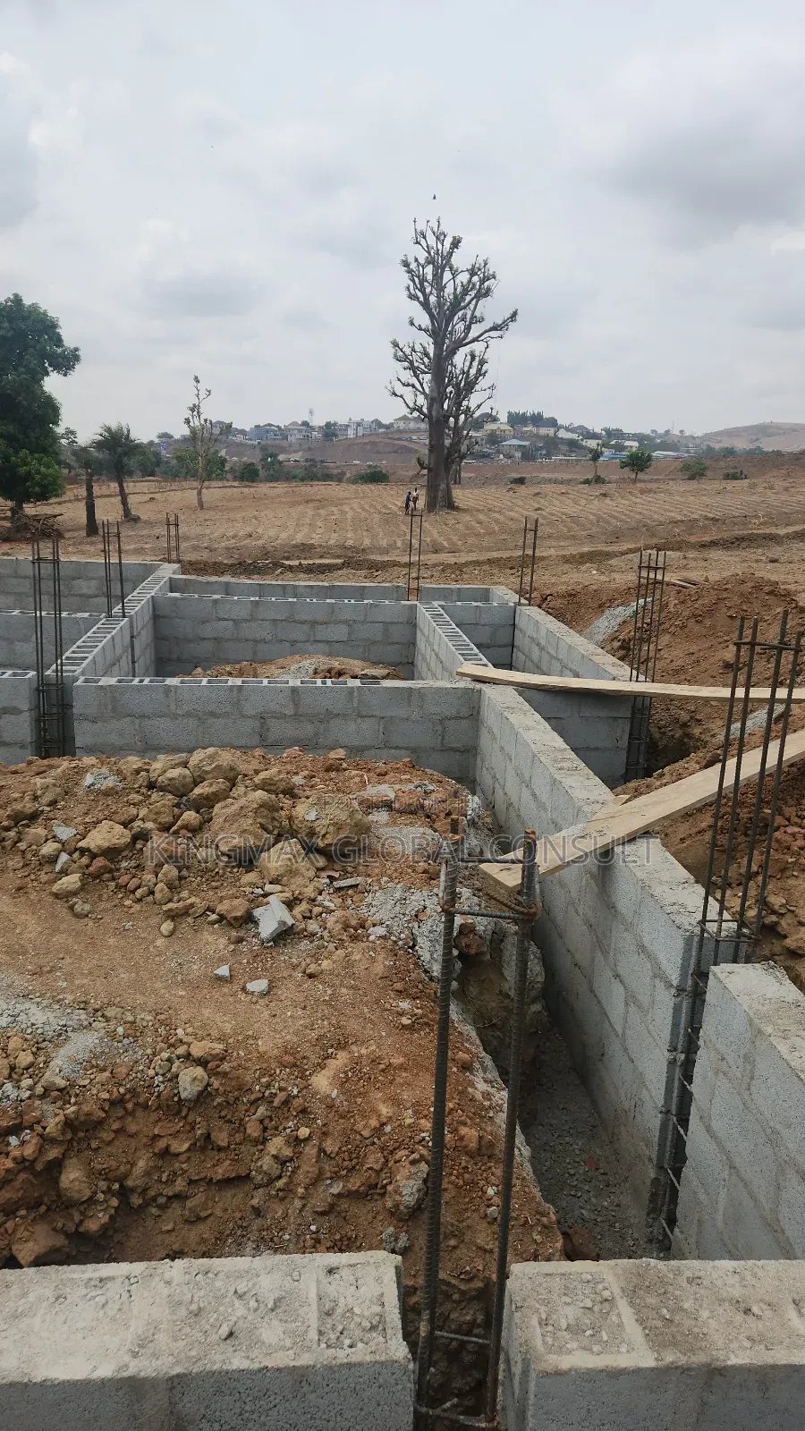 Asokoro Extension 
Size: 1 Hectare, 300sq, 500sqm 900sqm in Asokoro