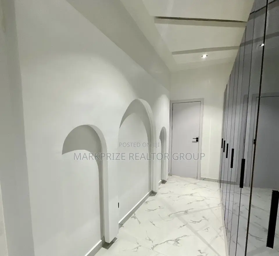 4bdrm Duplex in Lekki Oral Estate for sale in Lekki