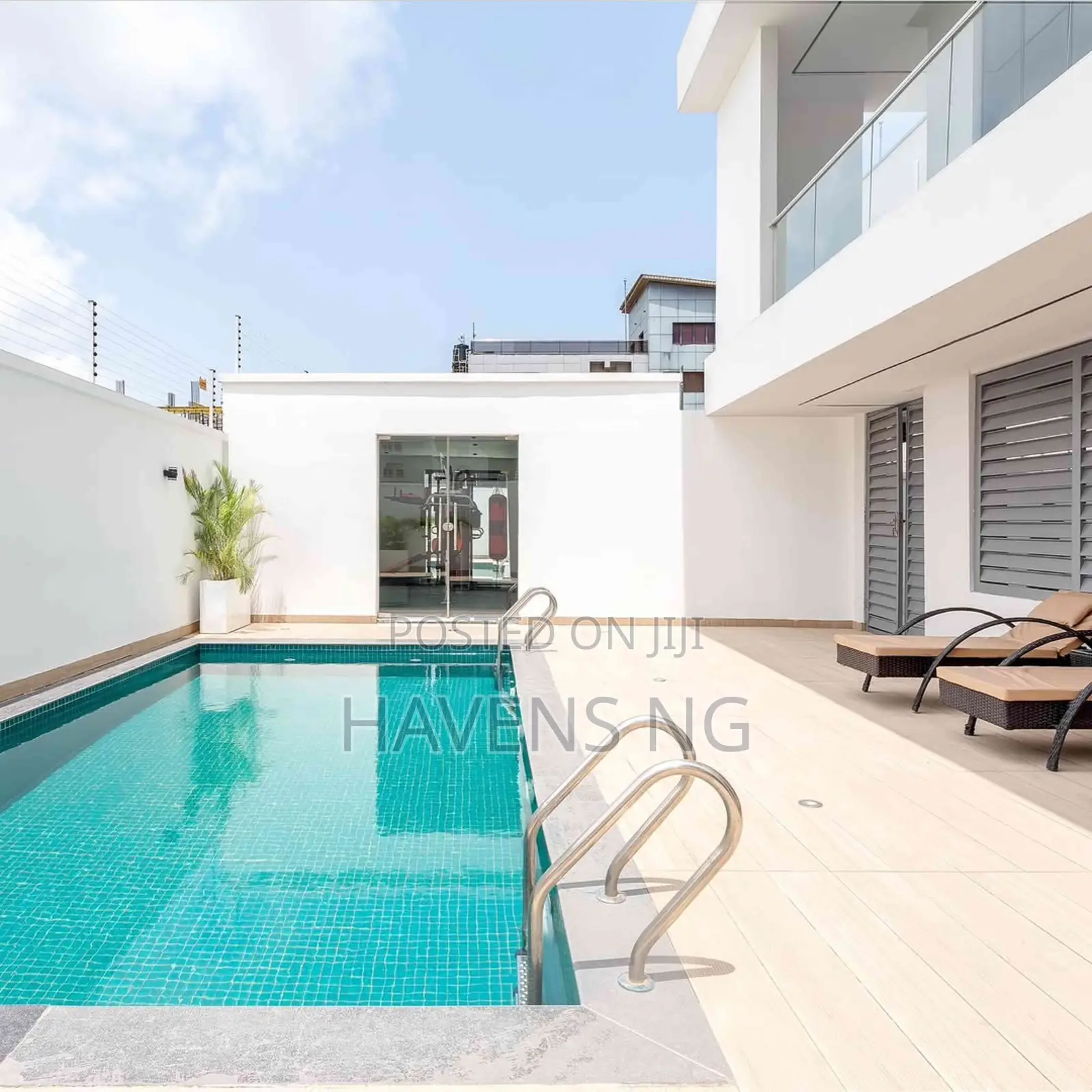 2 Bedroom Maisonette in Lekki Phase 1