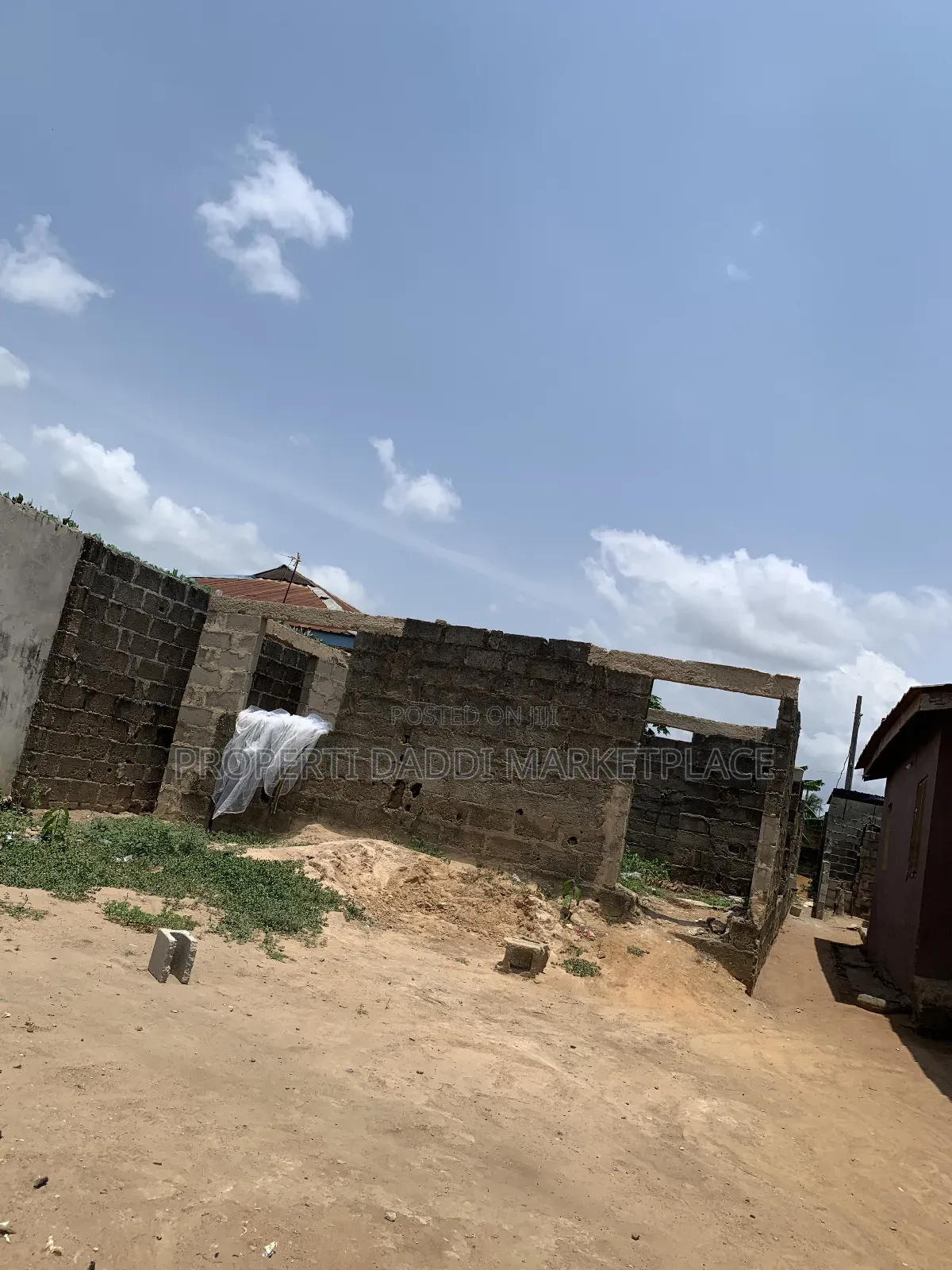 3bdrm Block of Flats in Ayobo for sale in Ayobo