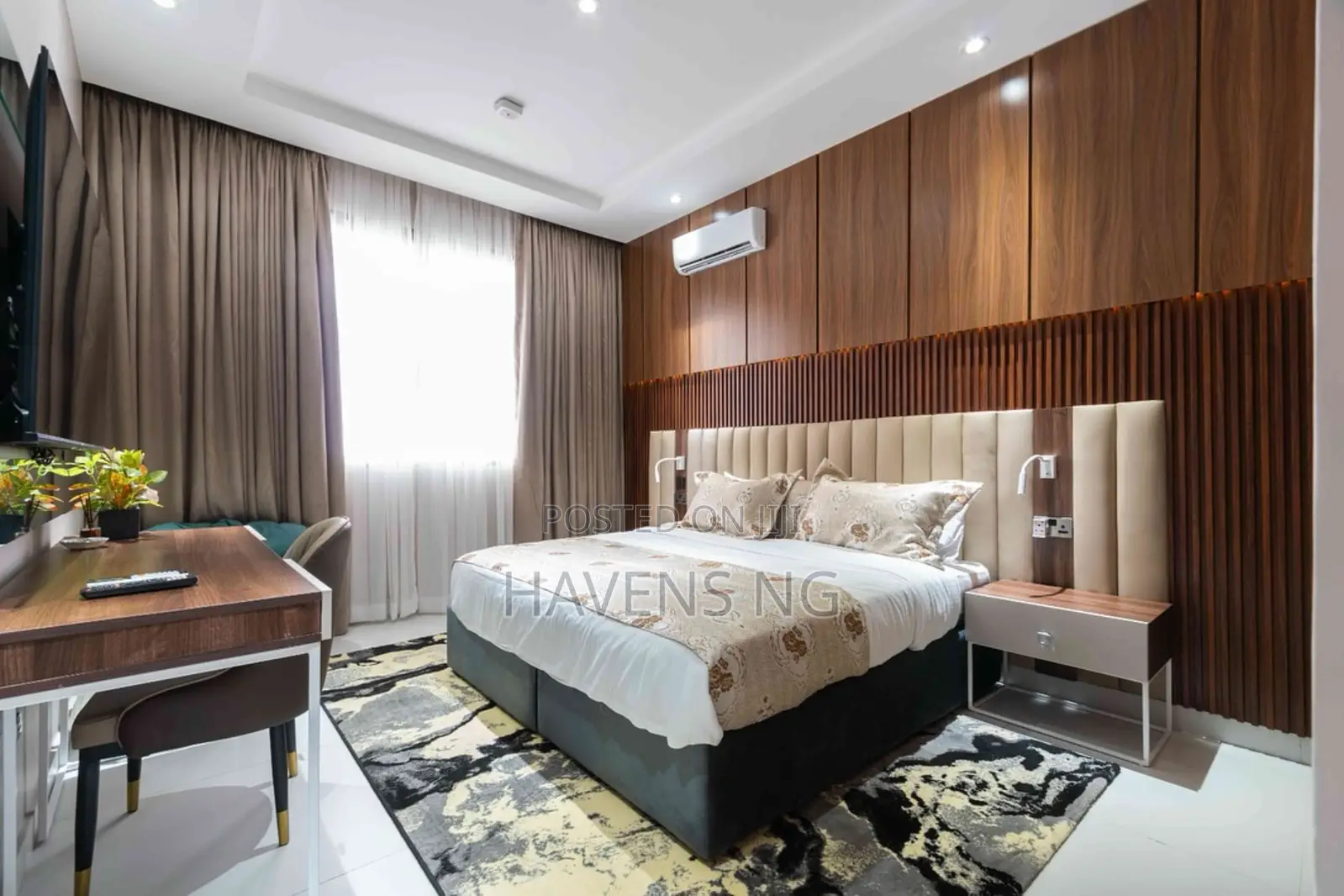 Luxury 2 Bedroom Apartment. in Lekki Phase 1