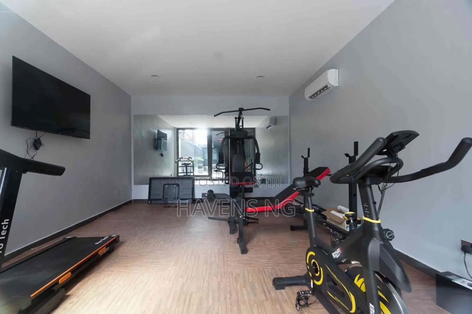Luxury 2 Bedroom Apartment. in Lekki Phase 1