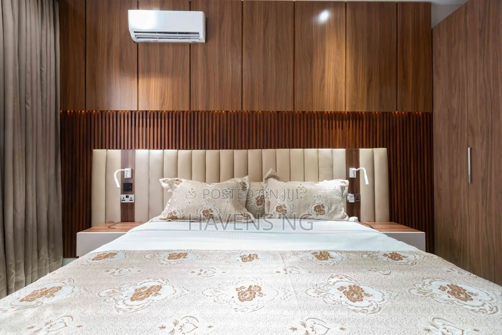 Luxury 2 Bedroom Apartment. in Lekki Phase 1