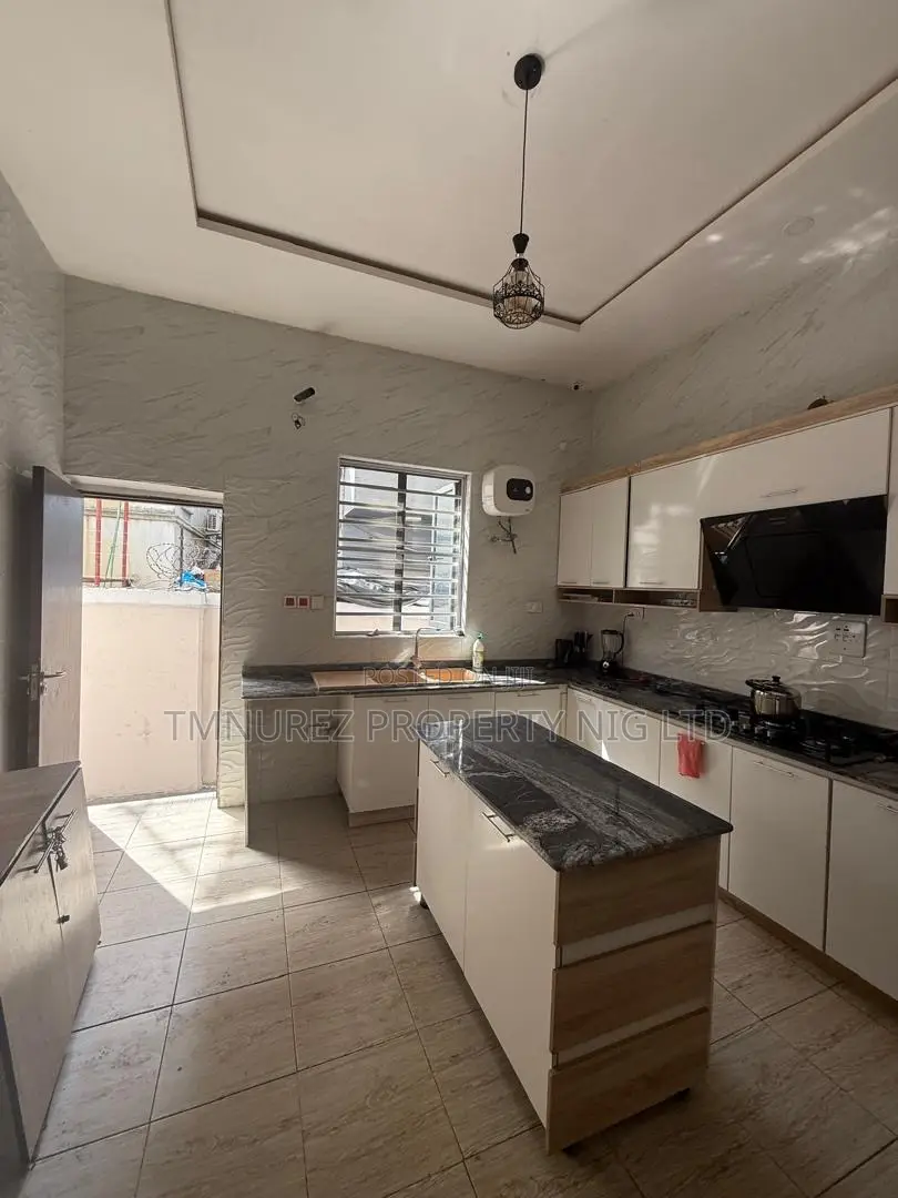 Studio Apartment in Agungi for rent in Agungi